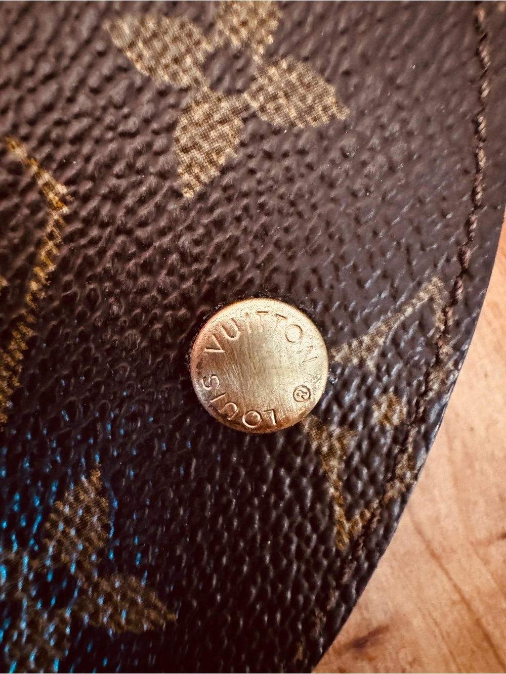 Just in 🔥Louis Vuitton Monogram Porte
Monnaie Gousset Coin Purse
Wallet/rare fl - Picture 6 of 14